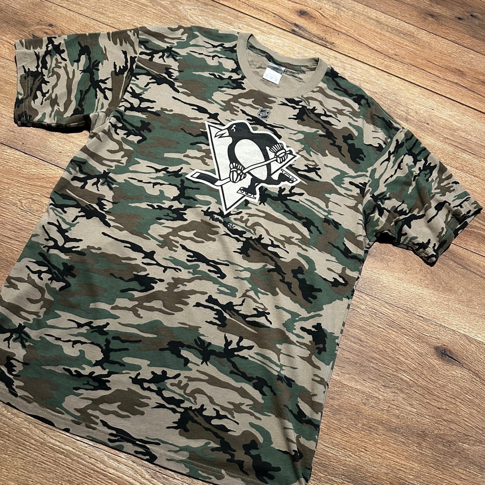 Reebok Pittsburgh Penguins Camo T Shirt Mens XL